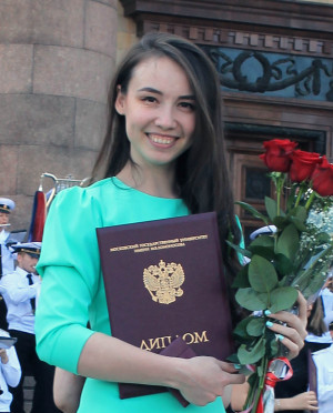 ПОЗДРАВЛЯЕМ выпускницу магистратуры кафедры РПП Светлану ПЕШКОВУ с получением красного диплома!